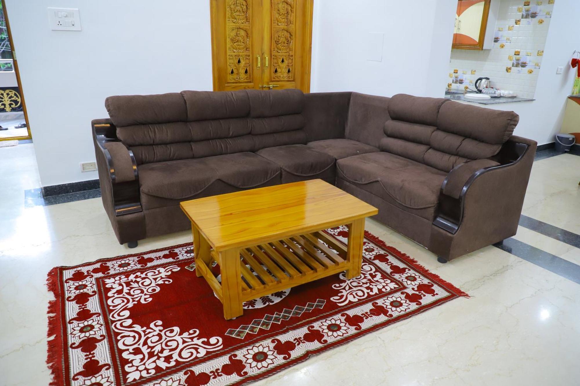 Nanda Mohan Homestay- Luxuries Ac Apartment Close To Alipiri Foothills-Kapila Teertham And Iskcon Temple Tirupati Exterior foto